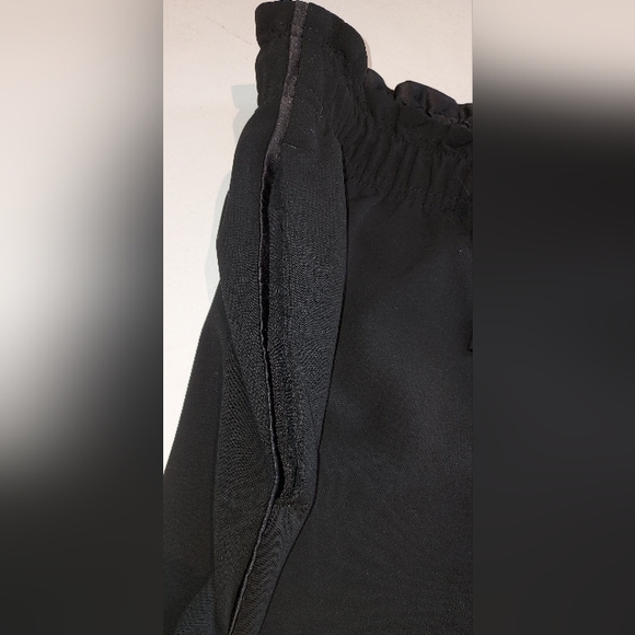 Athleta Black Metropolis Jogger Size 4 NWOT - Picture 9 of 10